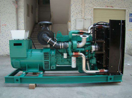 赫章1100kw康明斯柴油发电机组图片 赫章1100kw康明斯柴油发电机组图片
