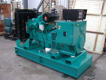 赫章200kw康明斯柴油发电机组图片 赫章200kw康明斯柴油发电机组图片